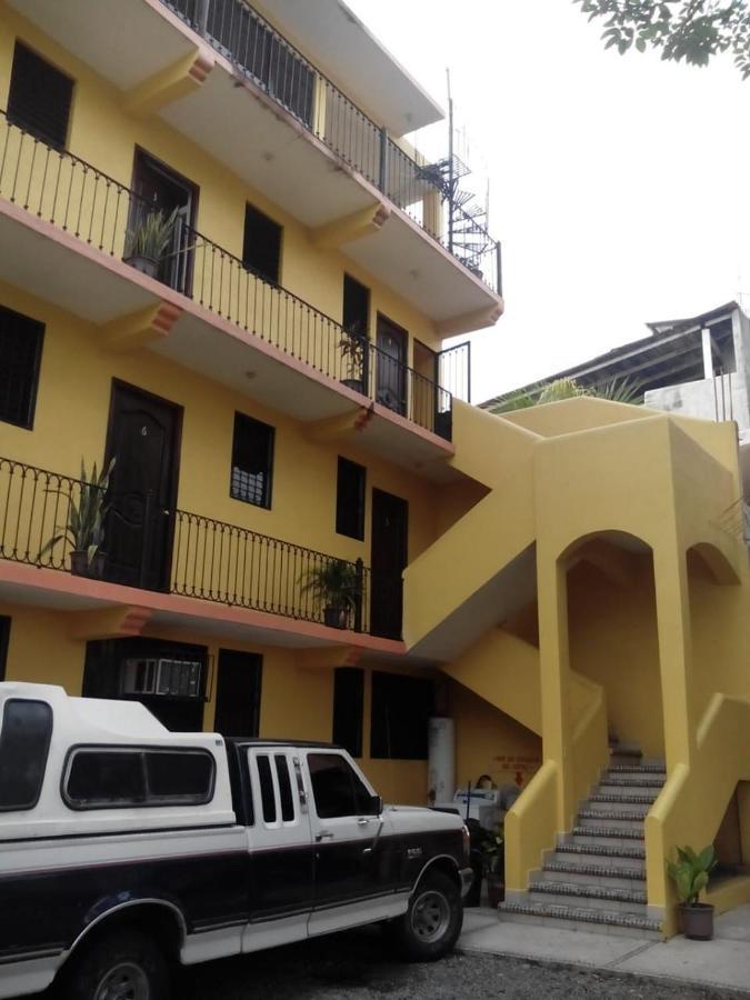 Hotel Roble Zihuatanejo Exterior foto