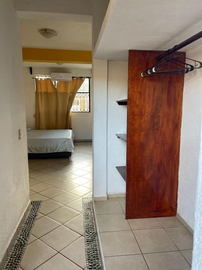 Hotel Roble Zihuatanejo Exterior foto